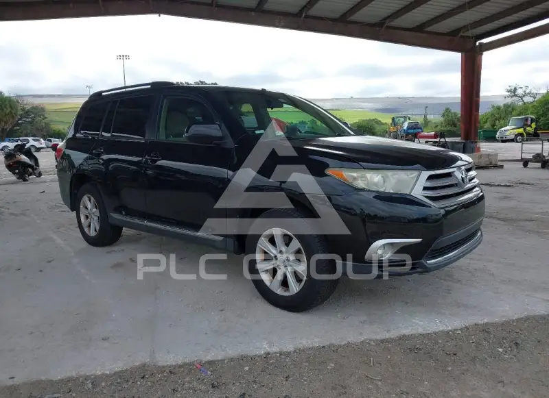 2013 Toyota Highlander фото