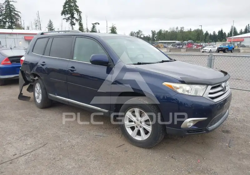 2013 Toyota Highlander фото