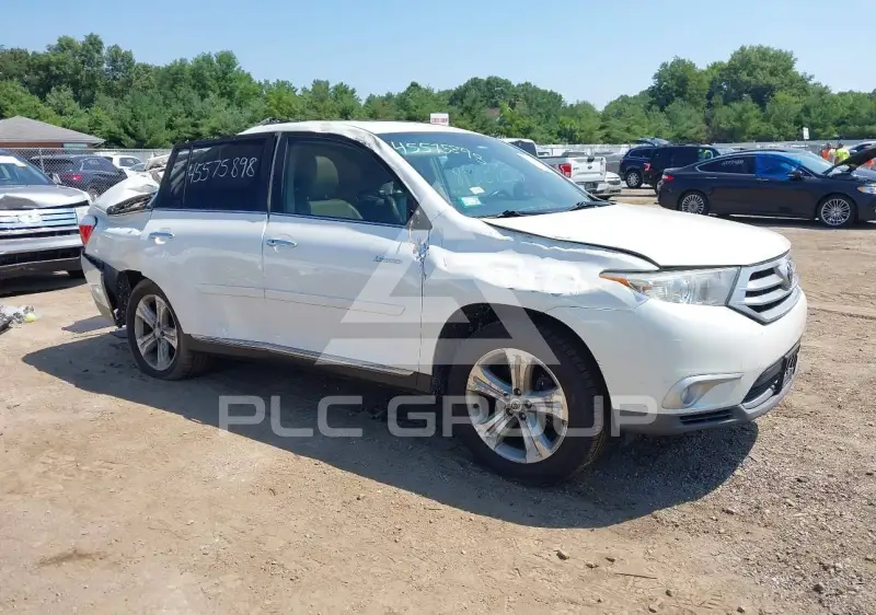 2013 Toyota Highlander фото