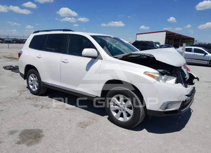 2013 Toyota Highlander photo
