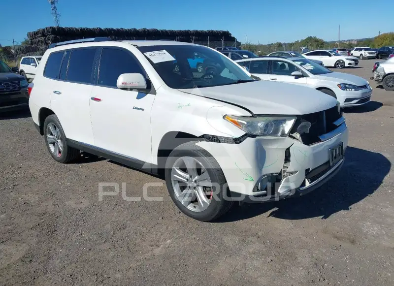 2013 Toyota Highlander photo