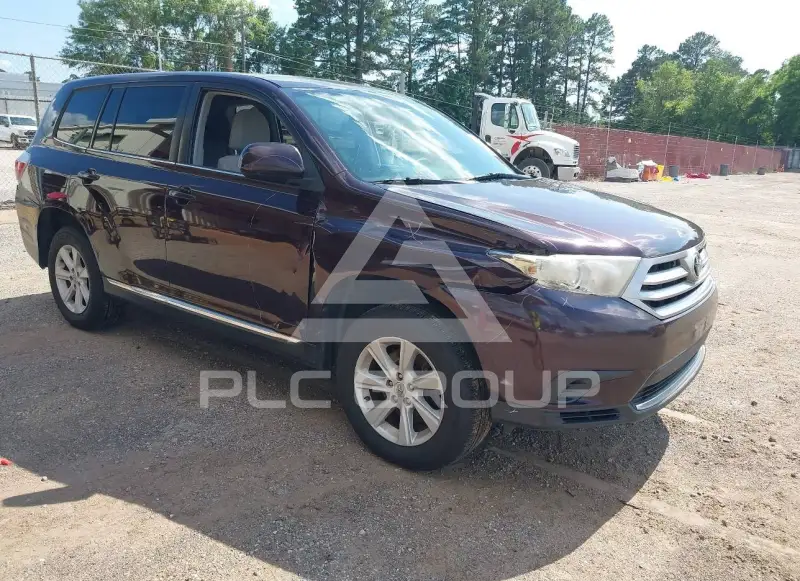 2013 Toyota Highlander фото