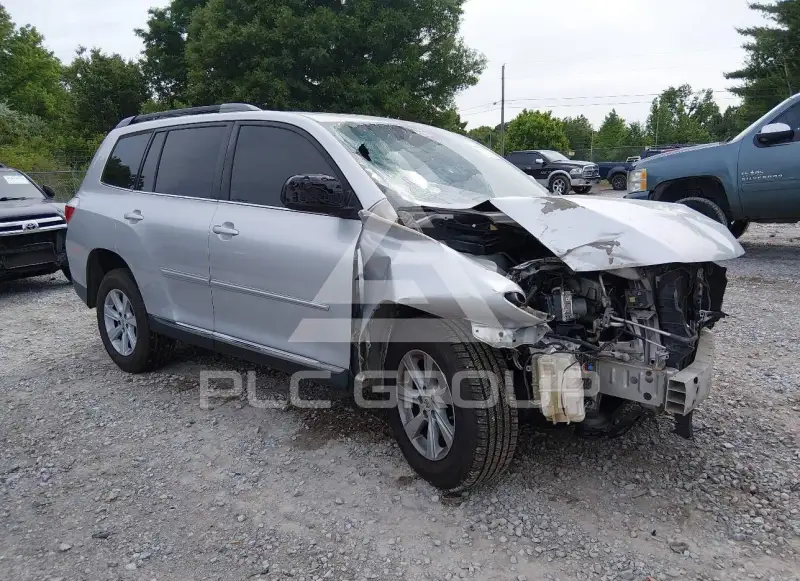 2013 Toyota Highlander фото