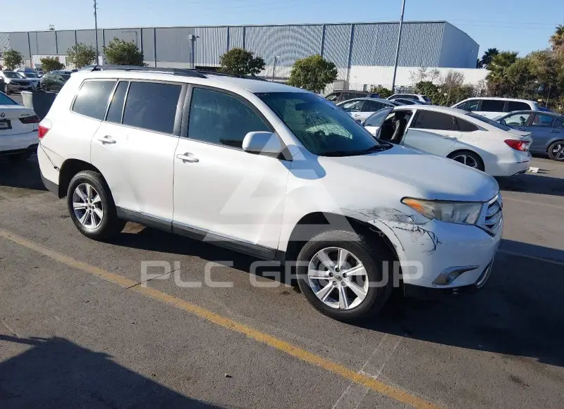 2013 Toyota Highlander фото