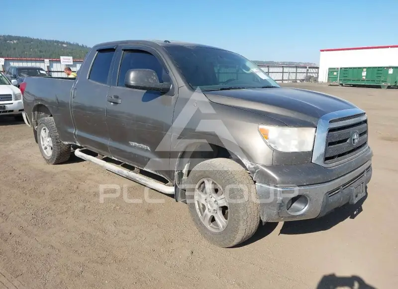 2013 Toyota TUNDRA photo