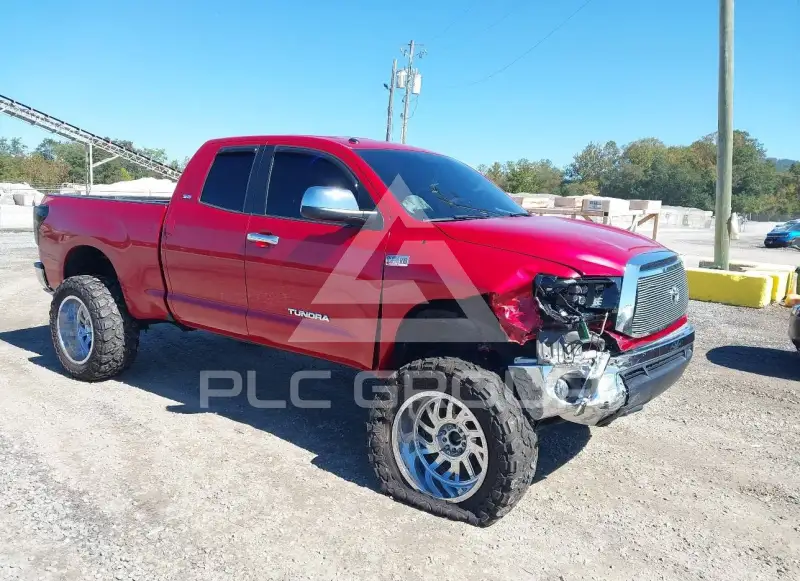 2013 Toyota TUNDRA photo