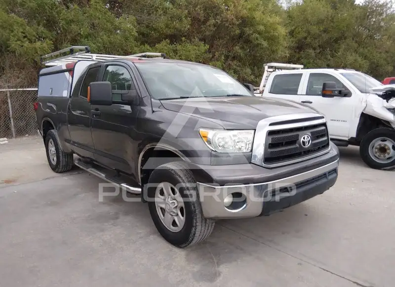 2013 Toyota TUNDRA фото
