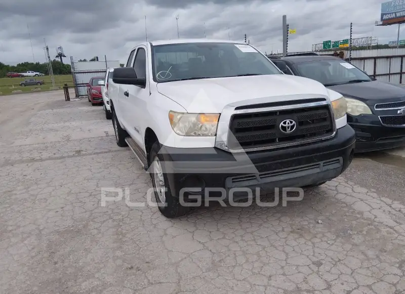 2013 Toyota TUNDRA фото