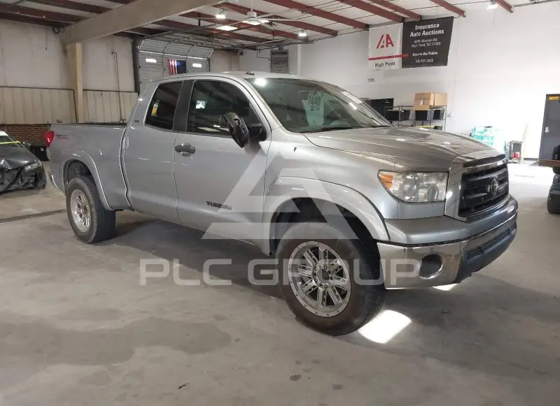 2013 Toyota TUNDRA фото
