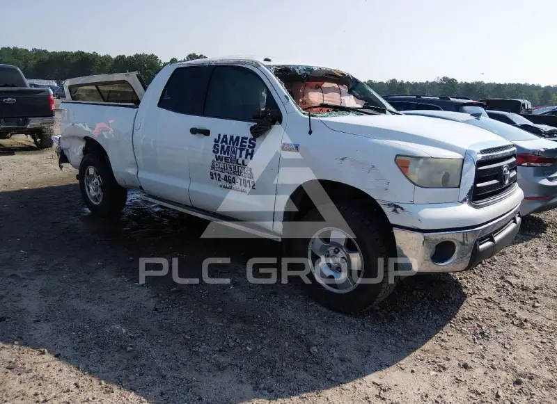 2013 Toyota TUNDRA фото