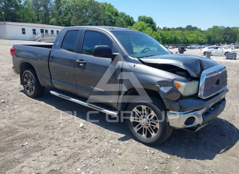2013 Toyota TUNDRA photo