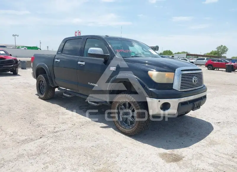 2013 Toyota TUNDRA фото