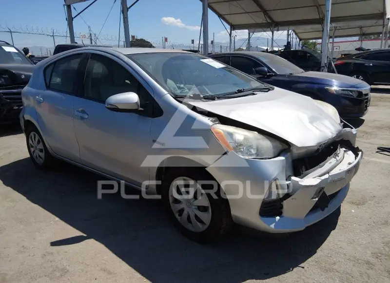 2013 Toyota PRIUS photo