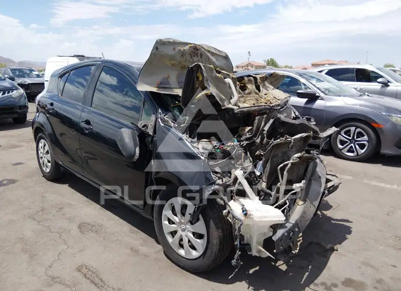 2013 Toyota PRIUS фото