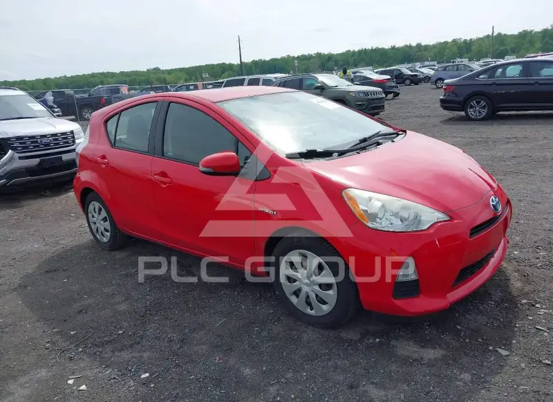 2013 Toyota PRIUS фото