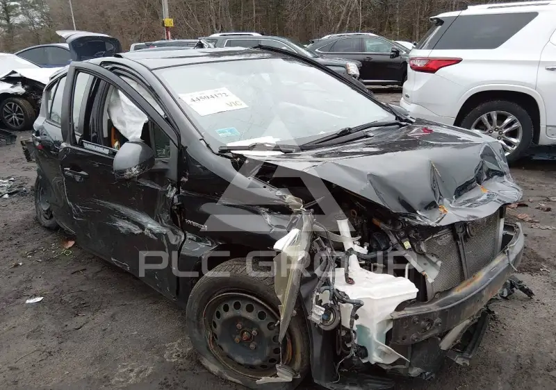 2013 Toyota PRIUS фото