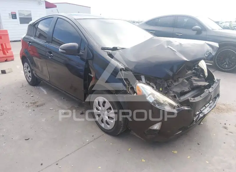 2013 Toyota PRIUS фото
