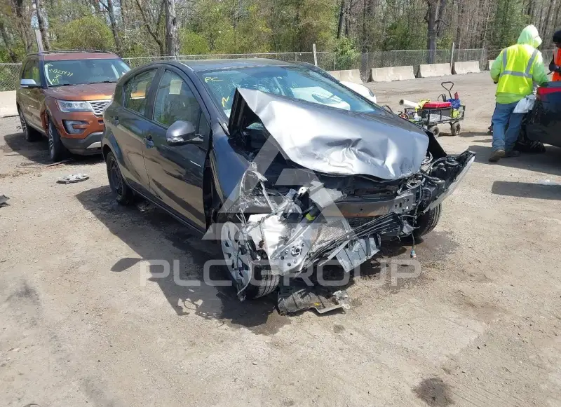2013 Toyota PRIUS фото