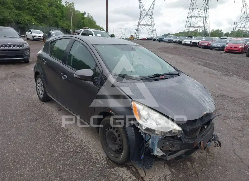 2013 Toyota PRIUS photo