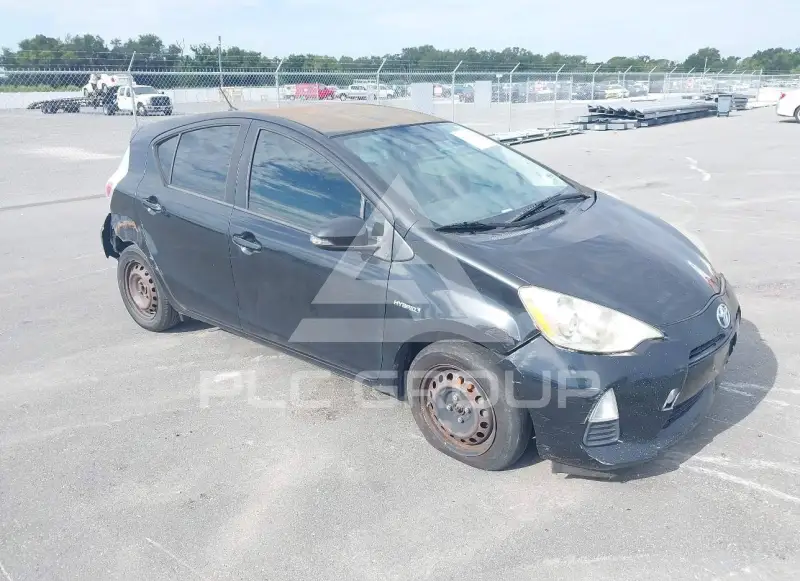 2013 Toyota PRIUS photo