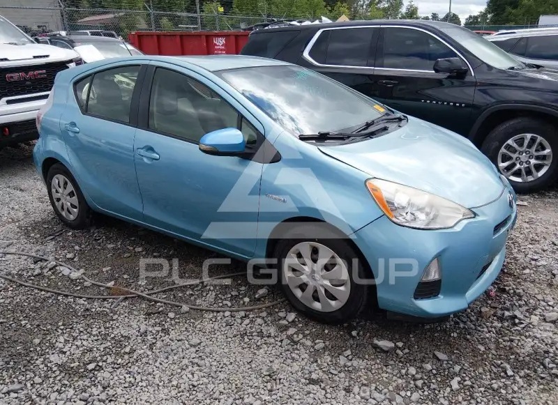 2013 Toyota PRIUS фото