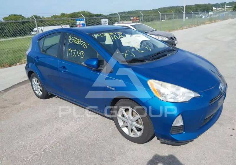 2013 Toyota PRIUS фото