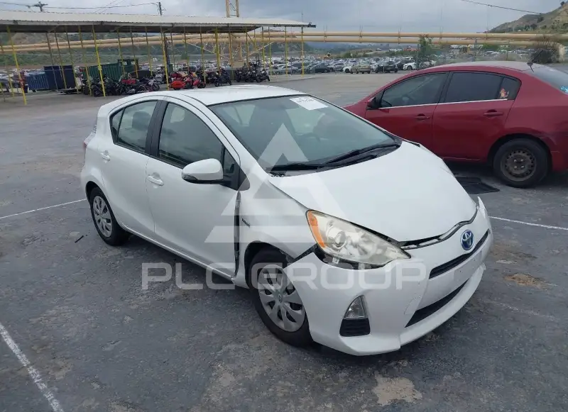 2013 Toyota PRIUS фото