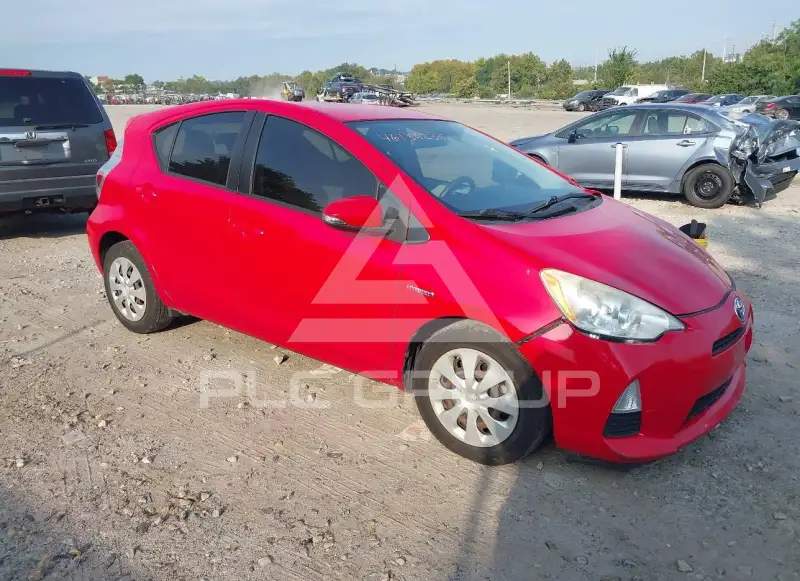 2013 Toyota PRIUS photo