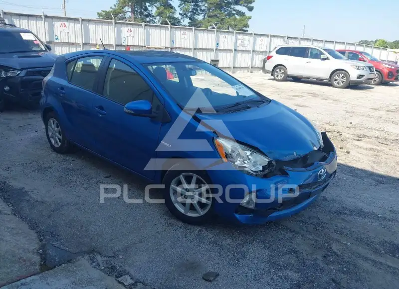 2013 Toyota PRIUS фото