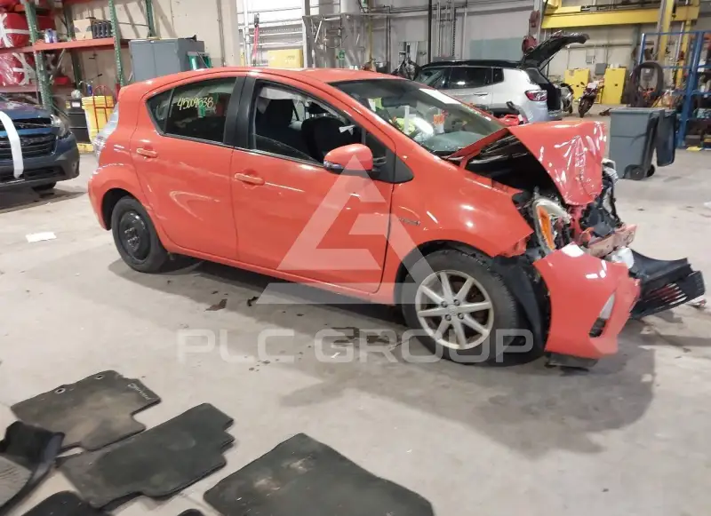2013 Toyota PRIUS фото