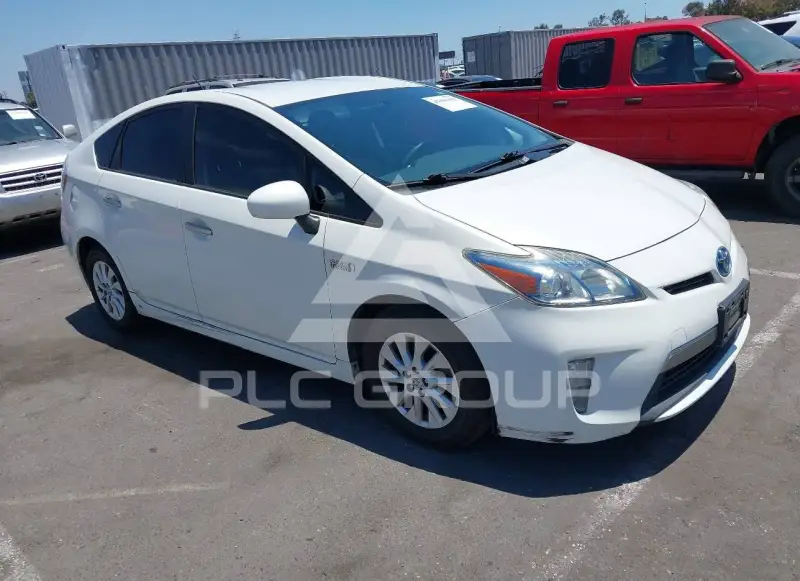 2013 Toyota PRIUS фото