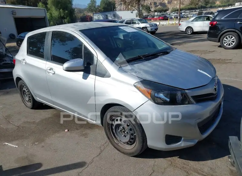 2013 Toyota YARIS photo