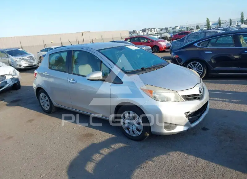 2013 Toyota YARIS фото