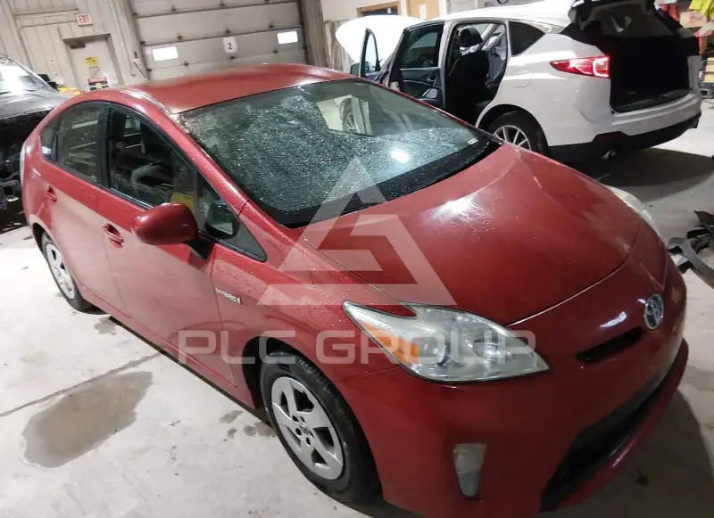 2013 Toyota PRIUS фото