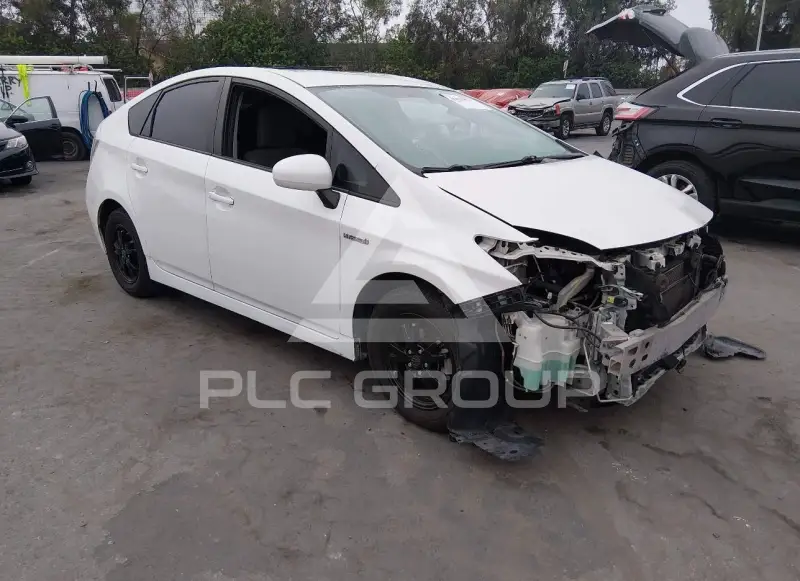 2013 Toyota PRIUS фото