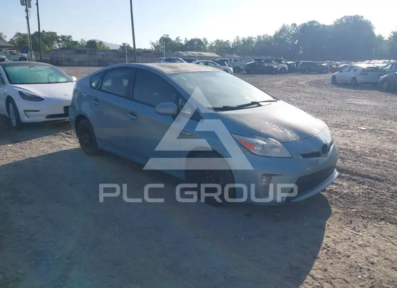 2013 Toyota PRIUS фото
