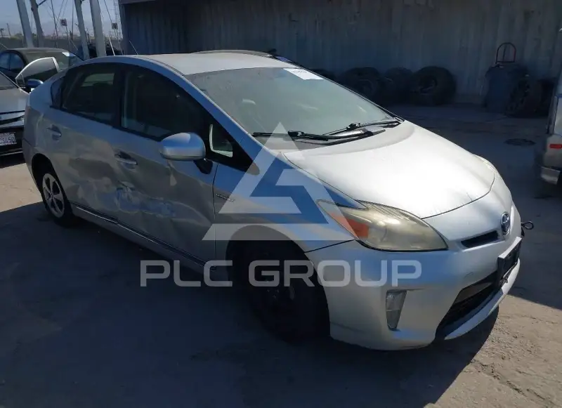 2013 Toyota PRIUS фото