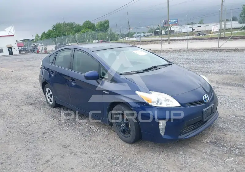 2013 Toyota PRIUS фото