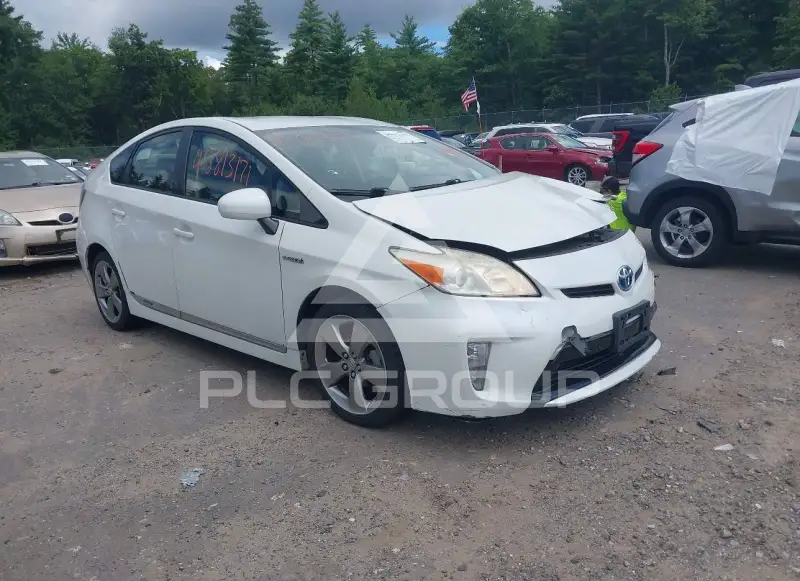2013 Toyota PRIUS photo