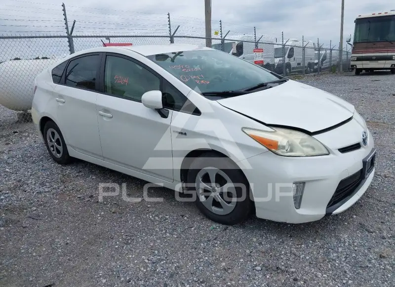 2013 Toyota PRIUS фото