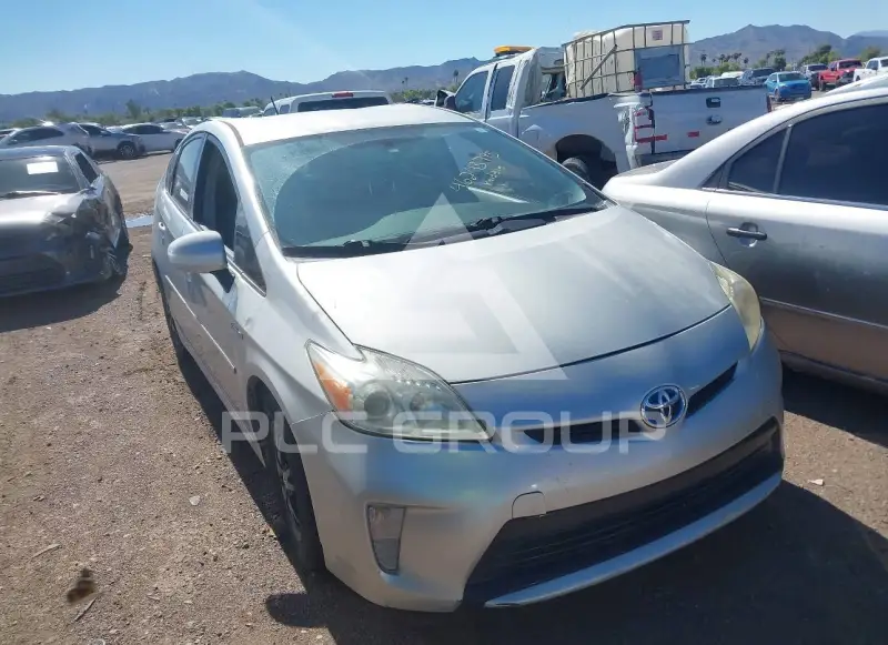 2013 Toyota PRIUS фото