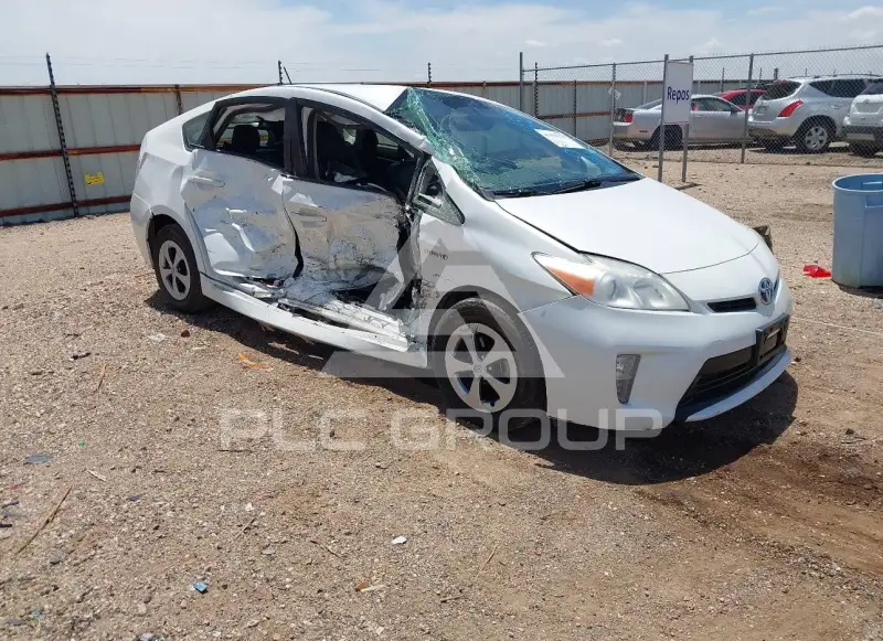 2013 Toyota PRIUS фото