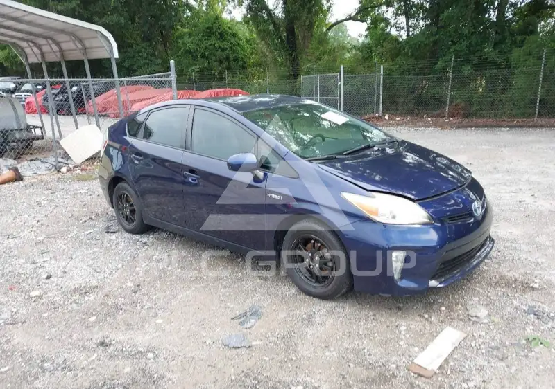 2013 Toyota PRIUS фото