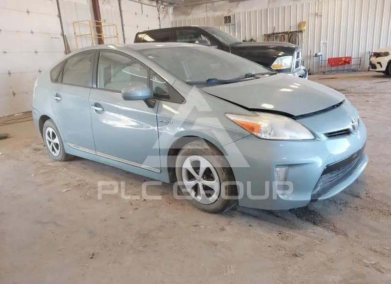 2013 Toyota PRIUS photo