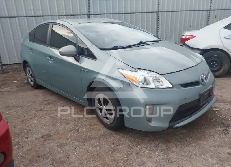 2013 Toyota PRIUS фото