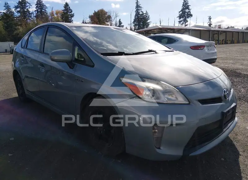 2013 Toyota PRIUS фото