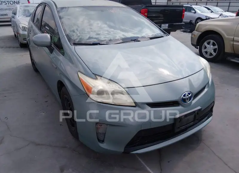 2013 Toyota PRIUS фото