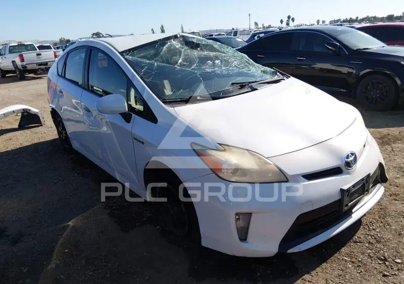 2013 Toyota PRIUS фото