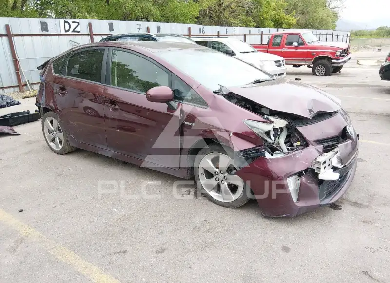 2013 Toyota PRIUS photo