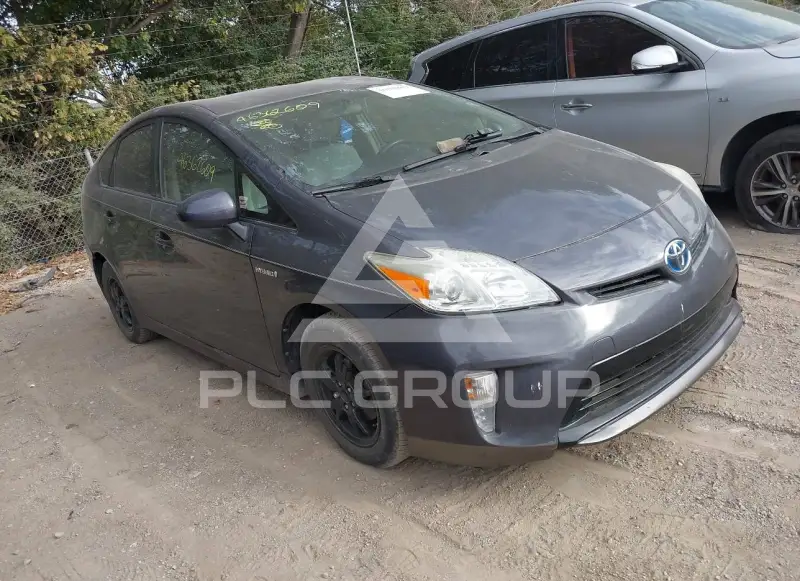 2013 Toyota PRIUS photo